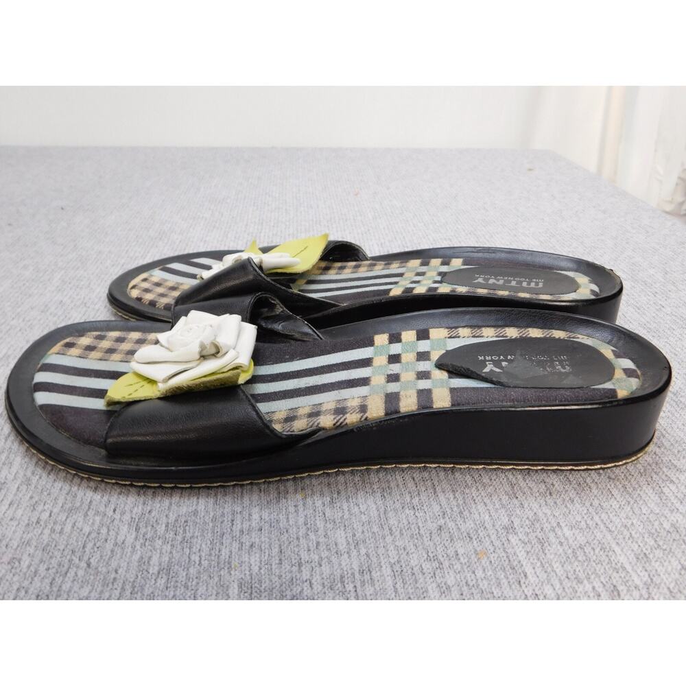 Me Too Womens Black Leather Sandals Size 9.5 M MTNY NEW York Maddy Floral Slides